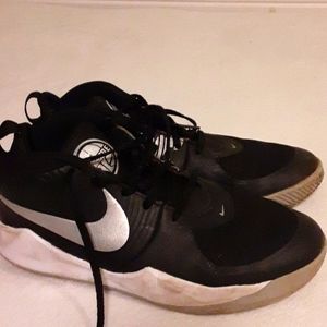 Team hustle nike shoes